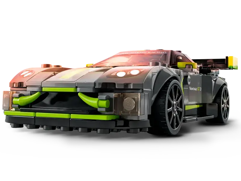 Aston Martin Valkyrie AMR Pro og Aston Martin Vantage GT3